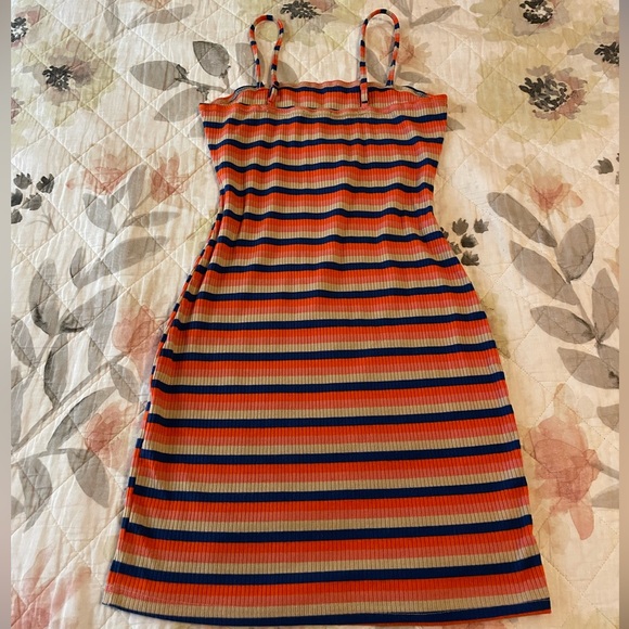 Colorful Stripped Bodycon Dress - Picture 3 of 7